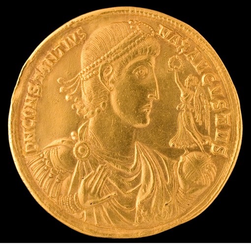 Gold coin that shows the portraiture of Constantius the Second 