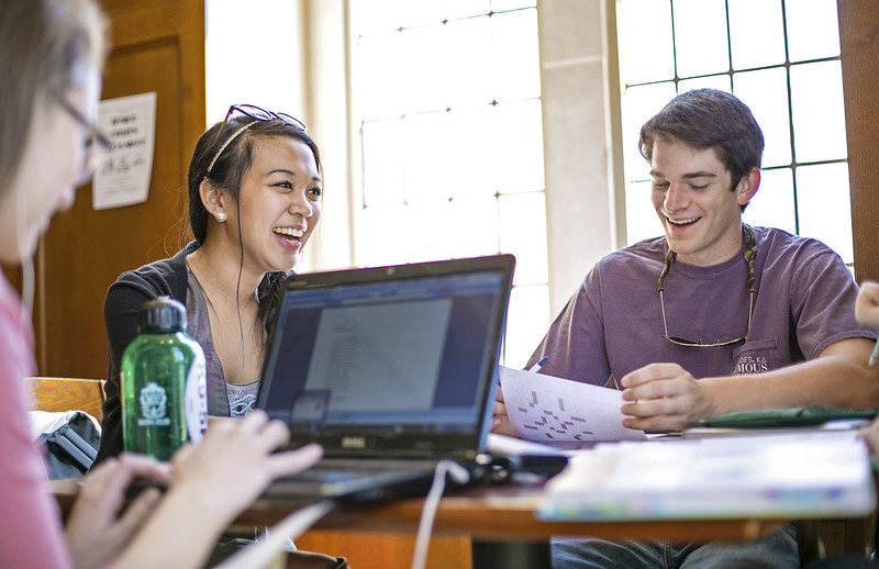 Students in an SI session