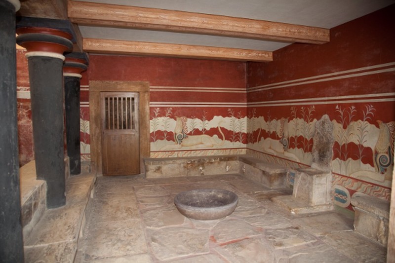  Inside the throne room at the Palace of Knossos