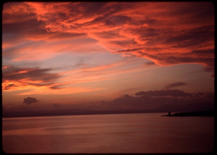 ocean sunset at eretria